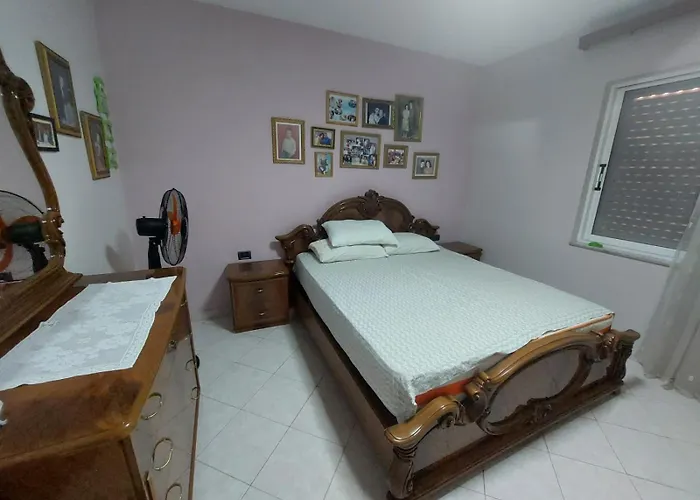 Apparently Apartament