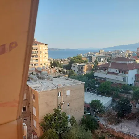 Apparently Διαμέρισμα *